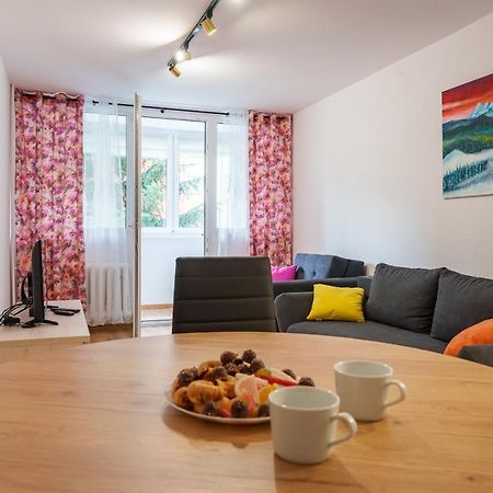 Apartament Pod Swierkiem - Pet Friendly - 2 Osobne Pokoje Dla Max 5 Osob - Space Apart Jelenia Gora Dış mekan fotoğraf