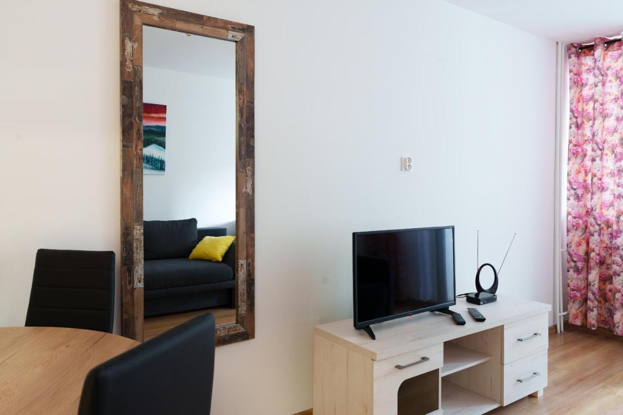 Apartament Pod Swierkiem - Pet Friendly - 2 Osobne Pokoje Dla Max 5 Osob - Space Apart Jelenia Gora Dış mekan fotoğraf